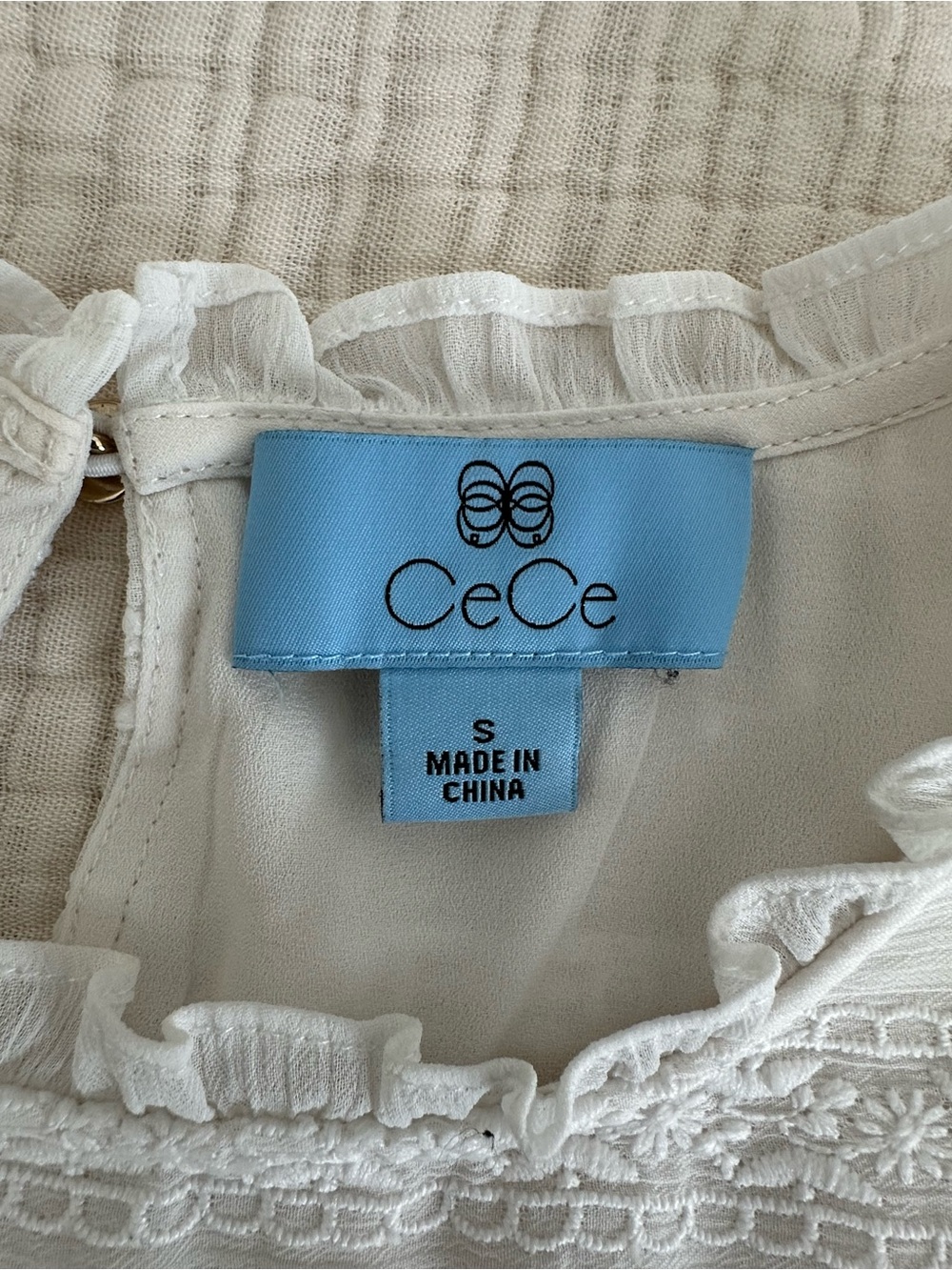 Cece White Blouse Embroidered Lace Ruffle Detail 3/4 Sleeve Size S Boho Chic - Picture 3 of 6